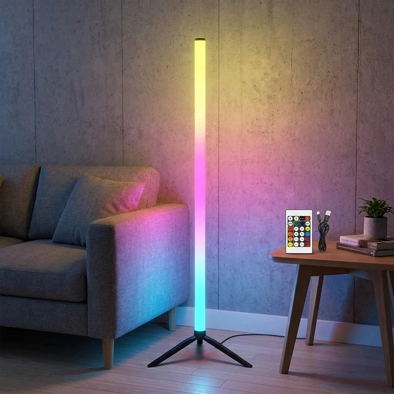 آباژور ایستاده